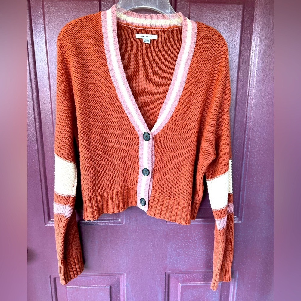 Cropped AE American Eagle Cardigan Size Small